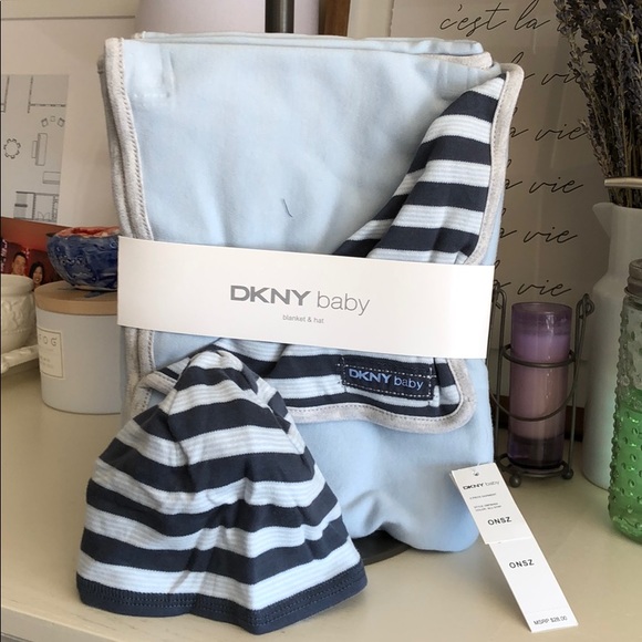 DKNY Receiving Blanket and Beanie - Picture 1 of 4